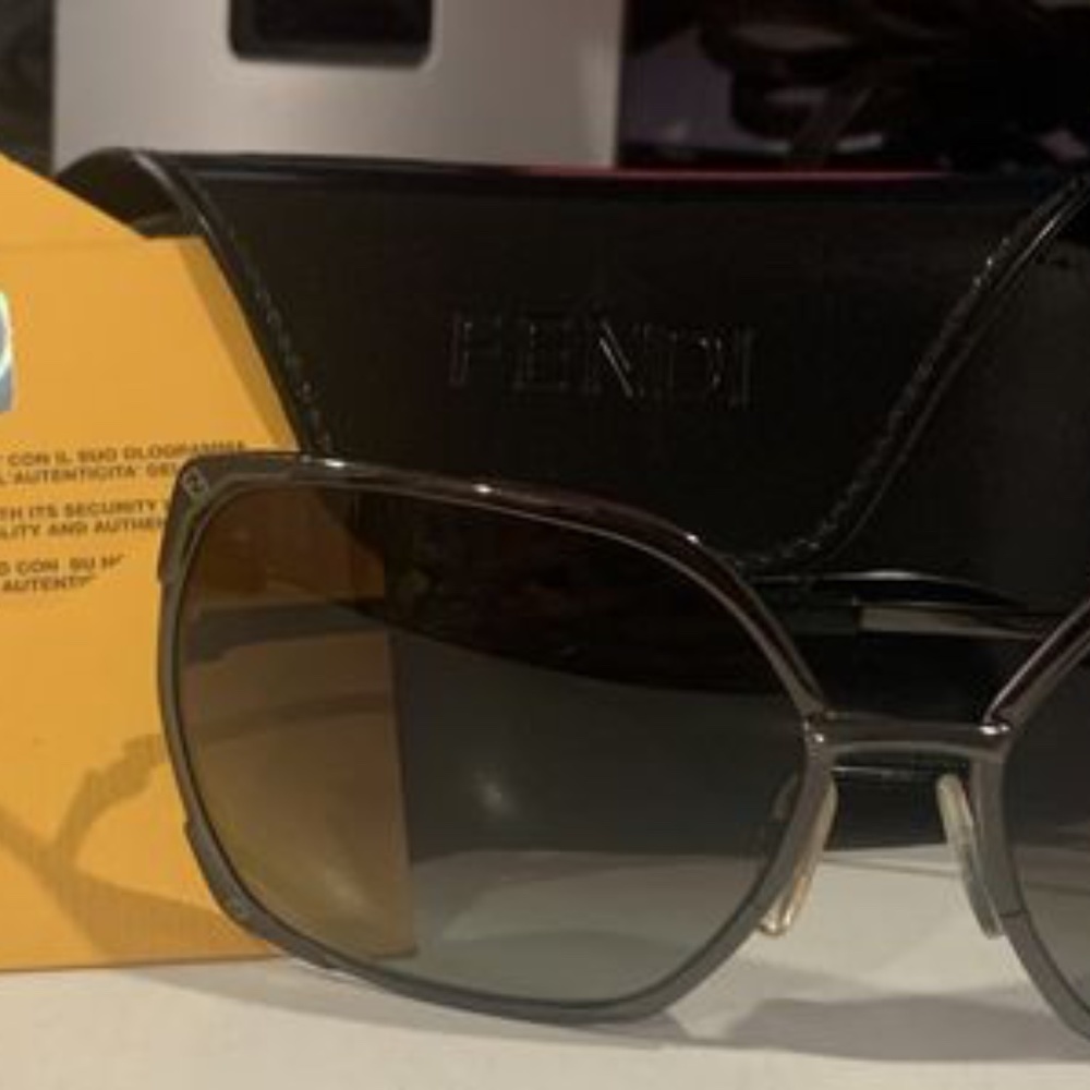 SOLD!!! FENDI SUNGLASSES